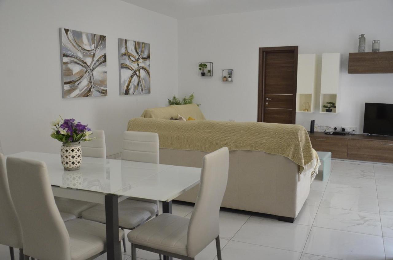 Lorenza Letting Apartment Marsaxlokk Exteriör bild