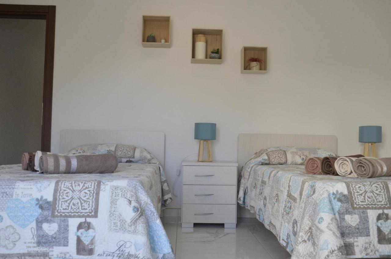 Lorenza Letting Apartment Marsaxlokk Exteriör bild